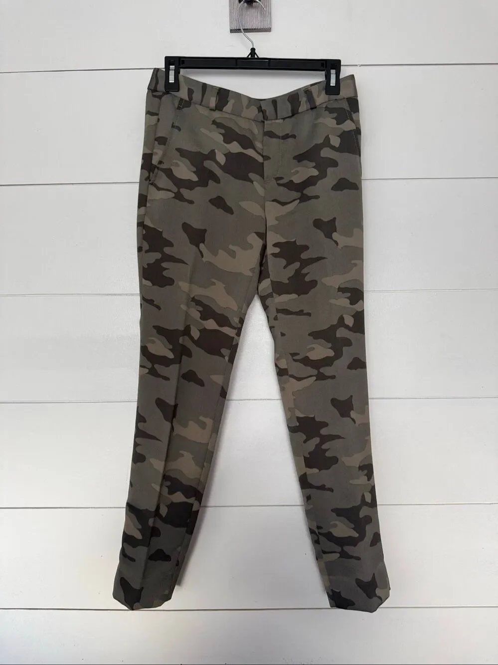 Banana Republic Women’s 0 Petite Ryan Camo Pants Chino Ankle